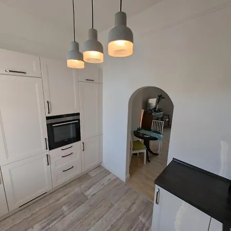 Zentrale Helle In Mit Balkon 公寓 Gau-Algesheim