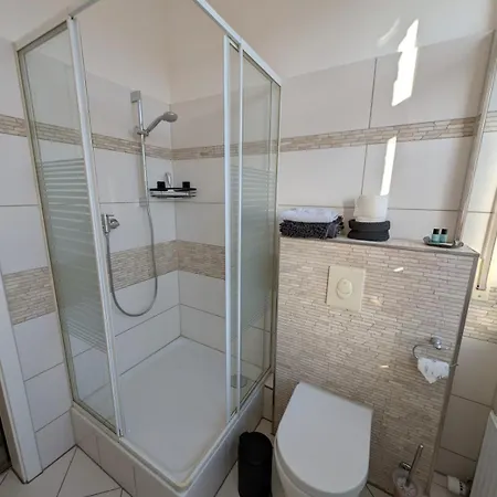 Zentrale Helle In Mit Balkon Gau-Algesheim