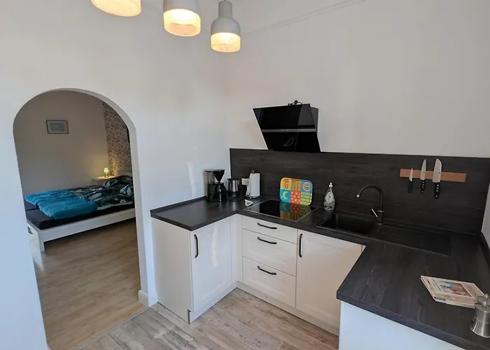 Zentrale Helle In Mit Balkon דירה *